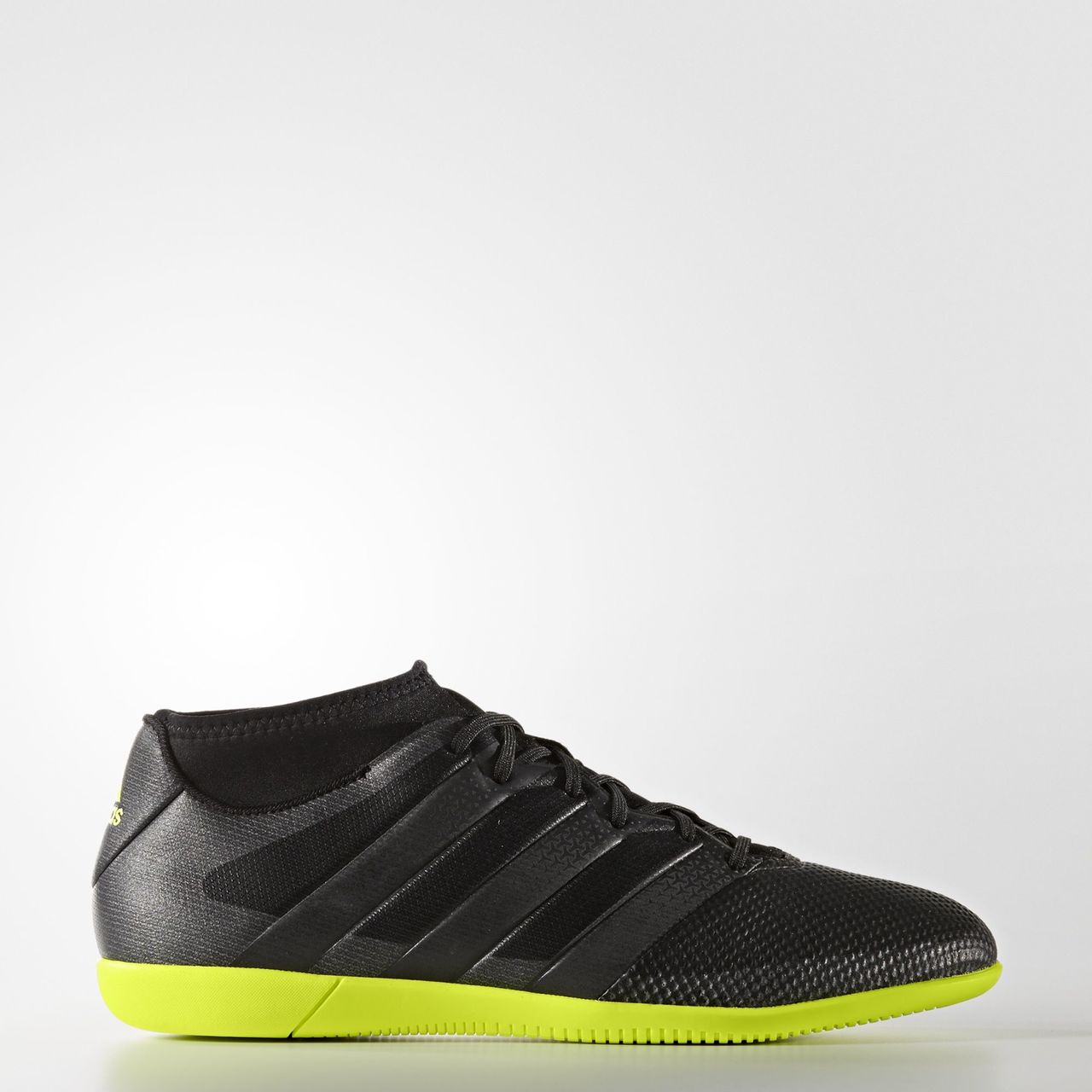 adidas 16.3 black