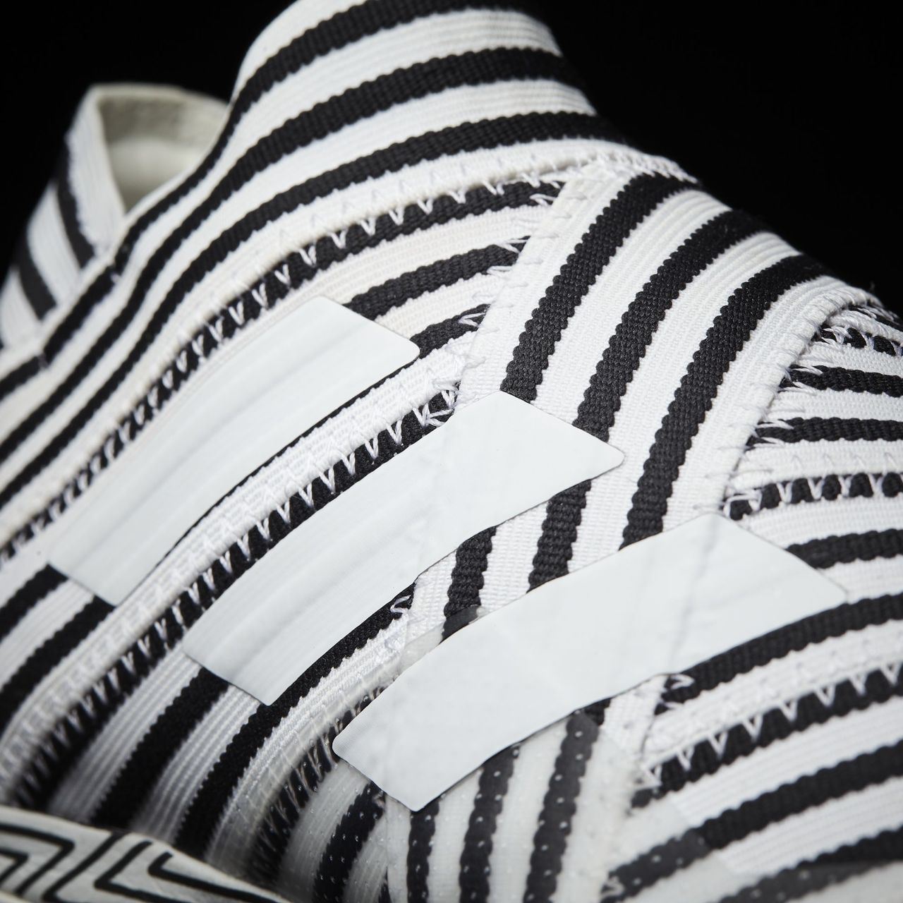 nemeziz tango 18.3 indoor shoes white