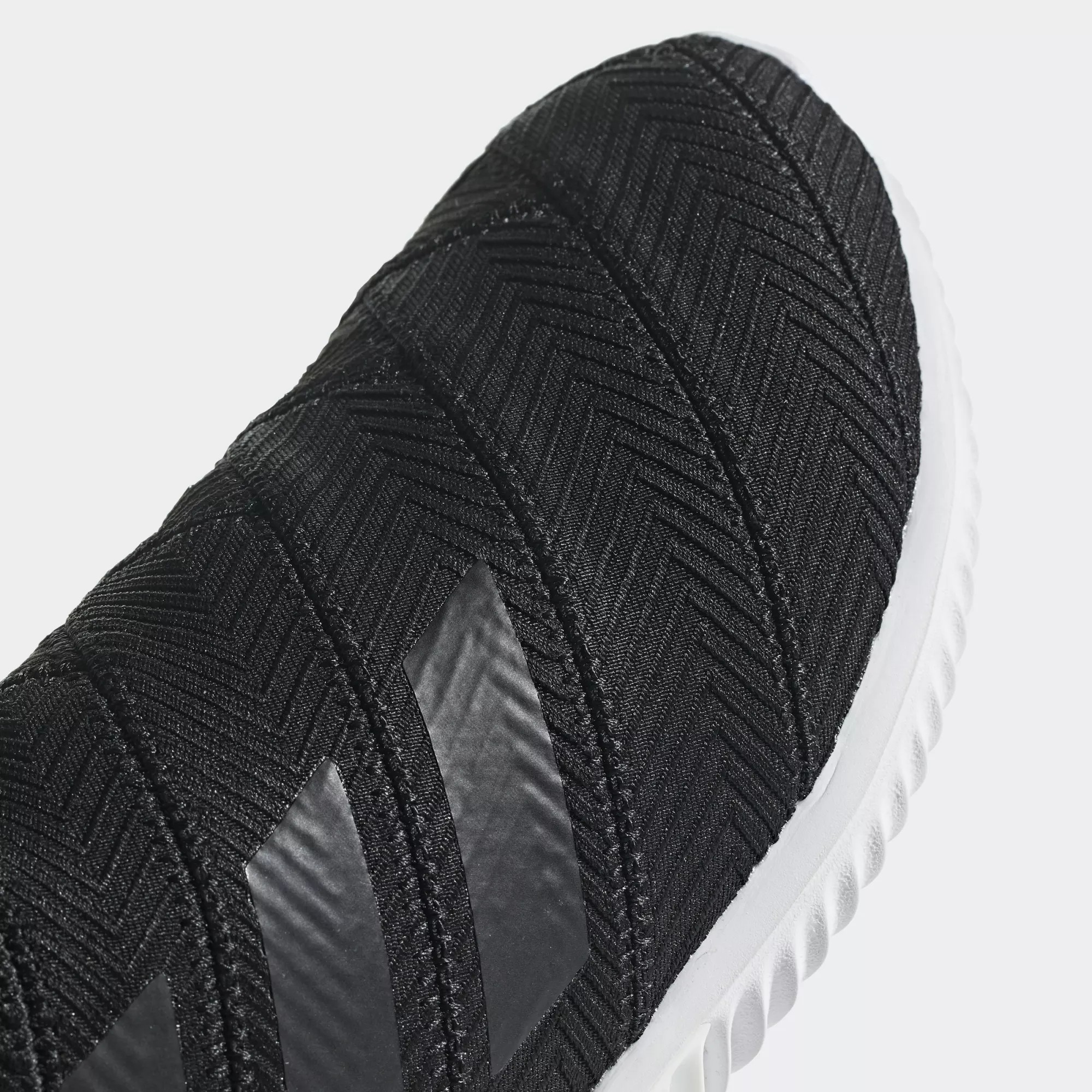 nemeziz tango 18.3 mens astro turf trainers