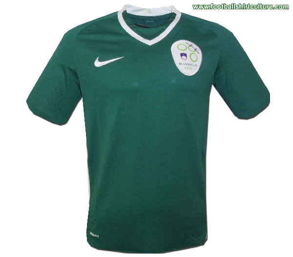 Slovenia 08/09 nike away football shirt Slovenia 08/09 nike away football shirt
