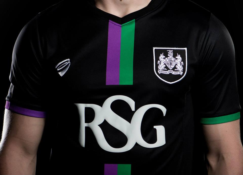 bristol city away kit