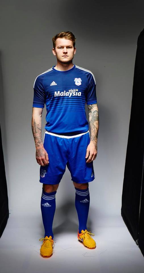 Cardiff City 2015/16 Home Shirt (Excellent) - Size M – The