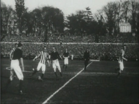The height of their success was on April 24, 1912, when they beat West Bromwich Albion 1-0 at Bramall Lane to win the FA Cup.