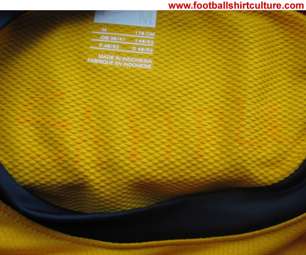 arsenal_08_09_away_nike_shirt_sample.jpg
