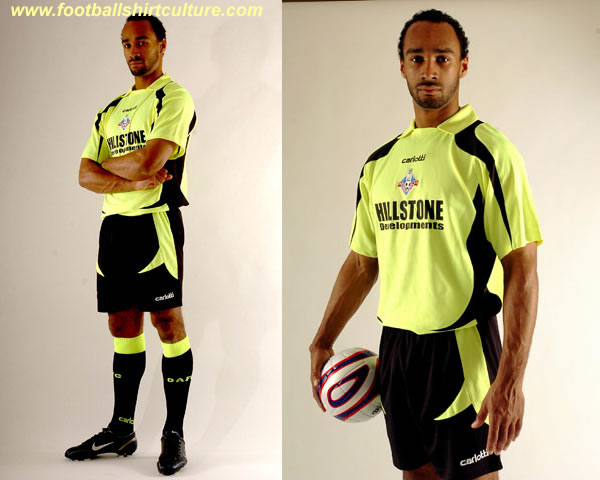Oldham Athletic unveiled their new away kit for the 2008/09 season made by Carlotti. oldham_athletic_08_09_away_carlotti_kit_shirt.jpg