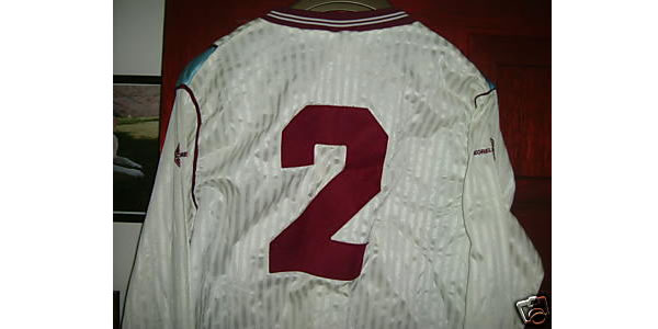 west_ham-80s-matchworn-shirt-back.jpg
