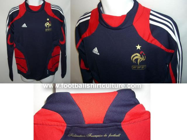There are pictures on the web of this new France trainings jacket for the 08/09 season made by Adidas. It's not officially out yet.