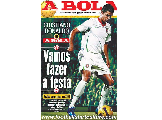 New portugal 08/09 away kit by nike