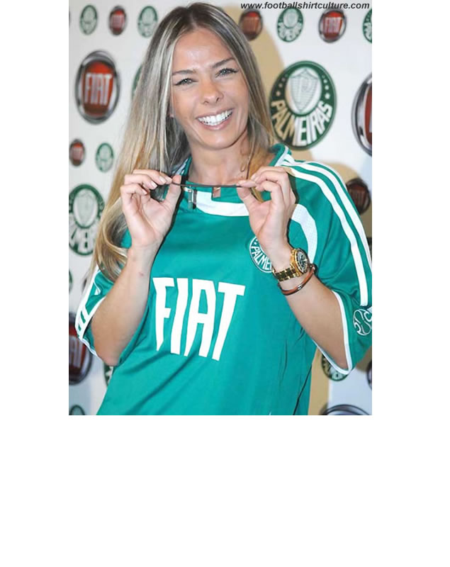 With the presence of model Adriane Galisteu, Palmeiras announced, Today, in an event carried out in São Paulo, that they will be sponsored by Fiat from the near season