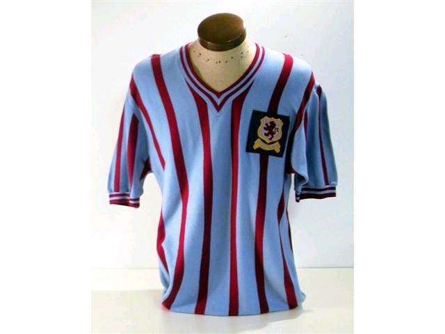 301. FA Cup Final Shirt: A claret & blue V-neck short sleeve shirt with embroidered Aston Villa crest to front, No.2 to rear. Illus. £1500-1800