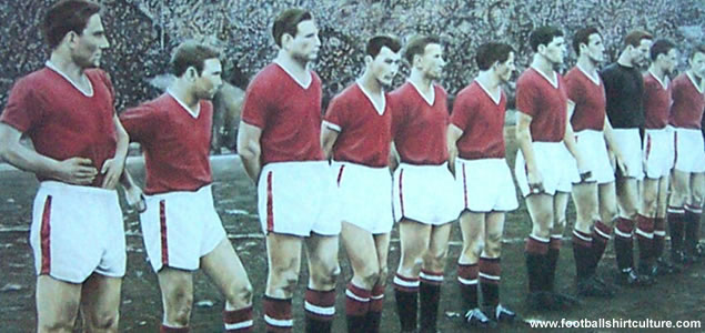 The Busby Babes before the game at Red Star Belgrade in the European Cup, the last time they were to play together