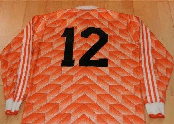 holland-88-adidas-shirt-12.jpg