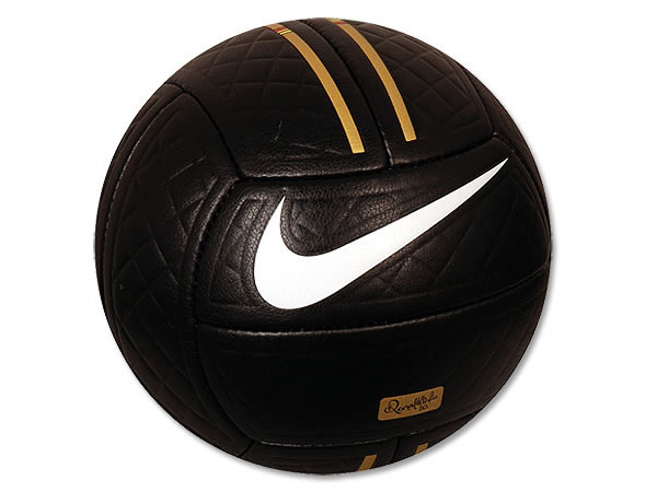 nike-r10-ronaldinho-magician-ball.jpg