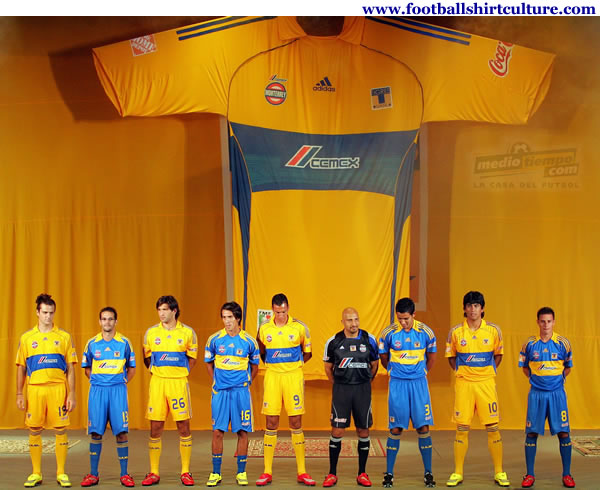tigres_08_09_adidas_football_shirt.jpg