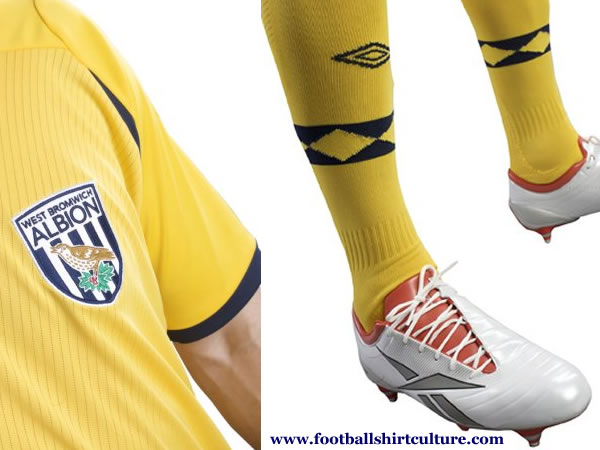 west_brom_albion_2008_09_umbro_away_kit.jpg