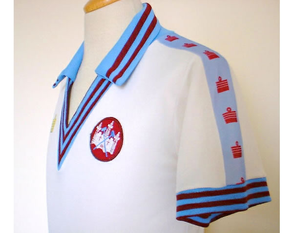west_ham_united_1980_admiral_football_shirt.jpg