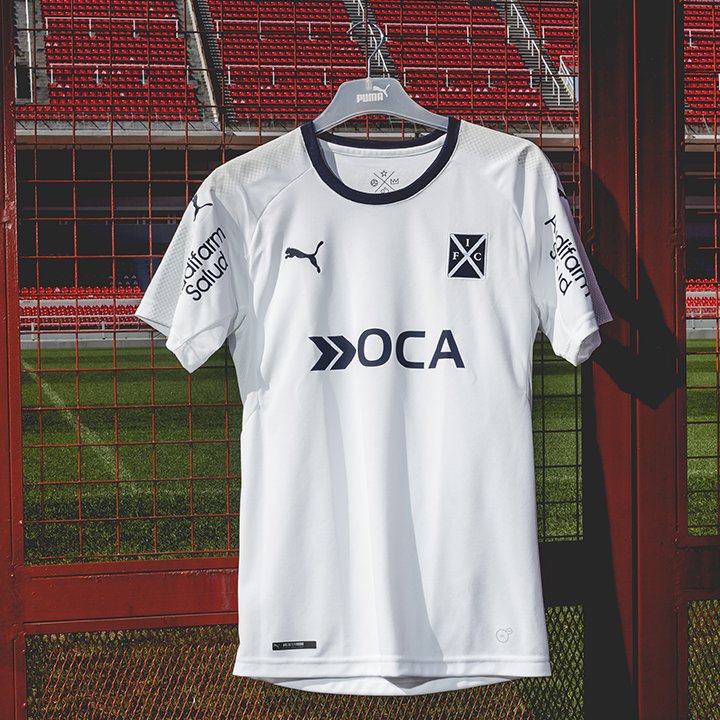 Club Atletico Independiente ( CAI ) 17-18 kit home