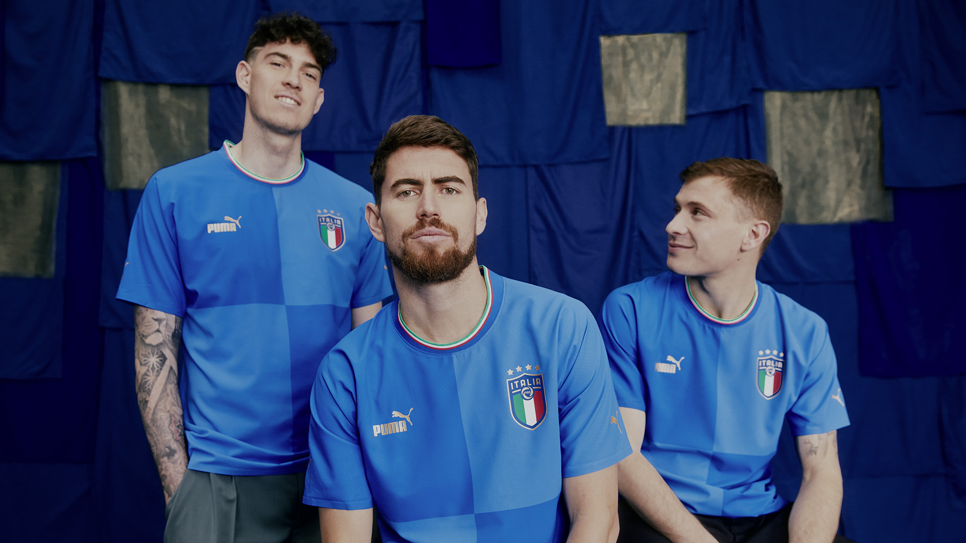 italy_2022_2023_home_kit_4.jpg