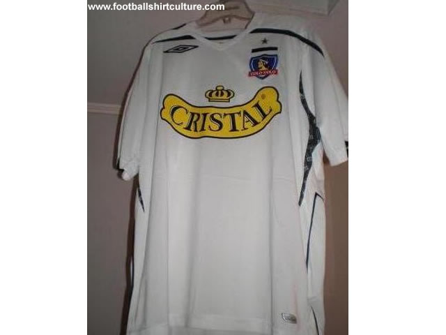 This is te new Colo Colo 08/09 home shirt made by umbro This is te new Colo Colo 08/09 home shirt made by umbro