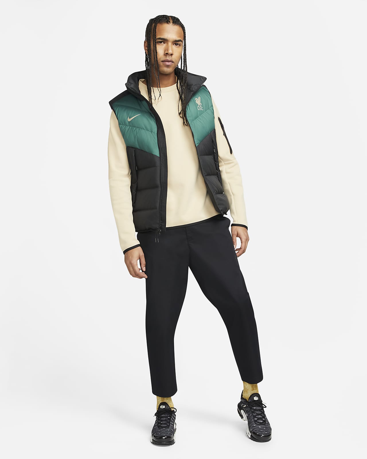 Liverpool 21/22 Windrunner Down-Fill Gilet - Black / Dark Atomic