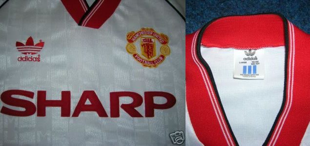 very rare match worn Manchester United Fc Shirt from the 80s.