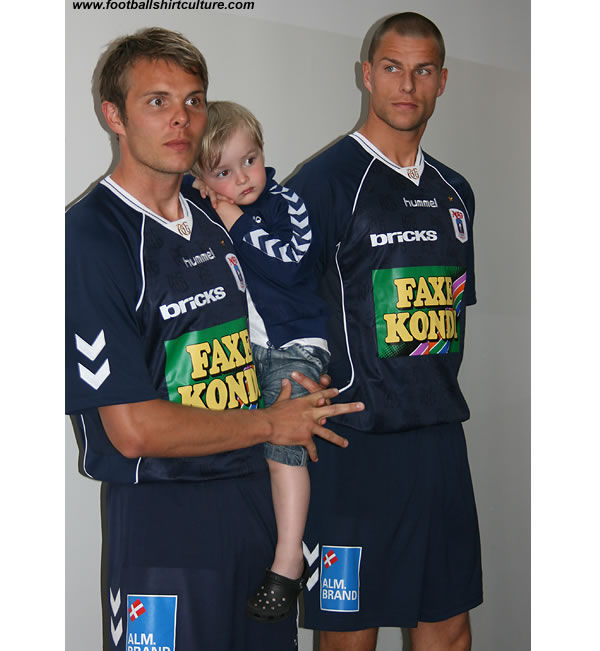 Aarhus unveiled their new away football kit for the 08/09 season made by Hummel Aarhus unveiled their new away football kit for the 08/09 season made by Hummel