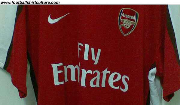 is this the new arsenal 08/09 home Nike shirt?