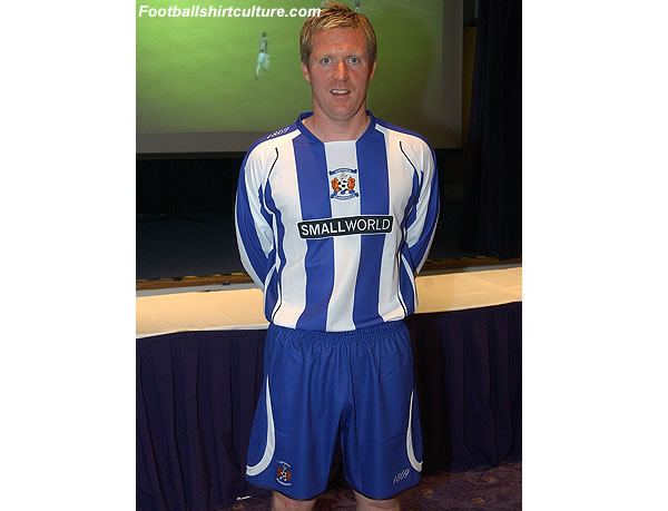 Kilmarnock fc unveiled their new home kit for the 2008/2009 season Kilmarnock fc unveiled their new home kit for the 2008/2009 season