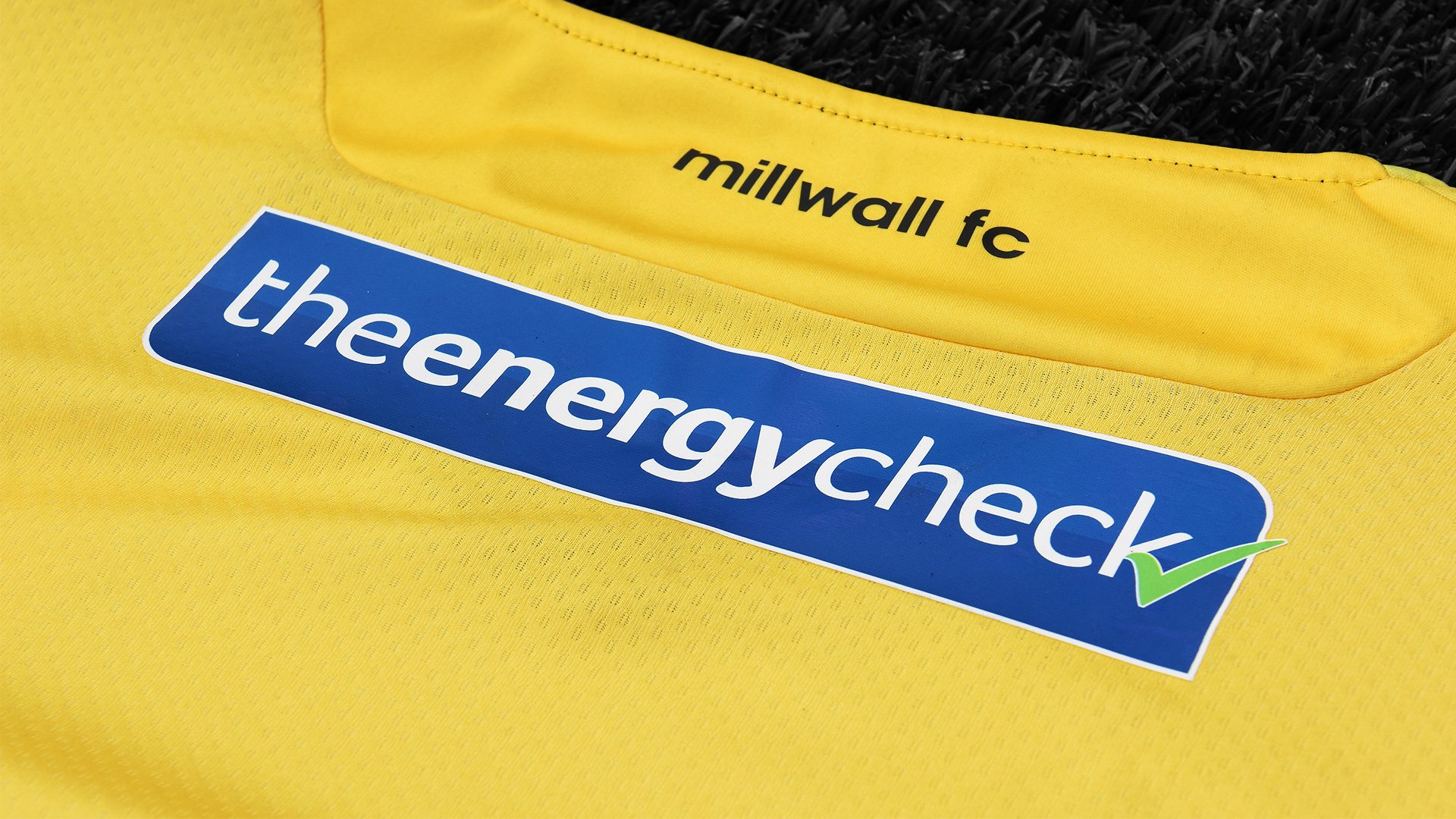 millwall yellow kit