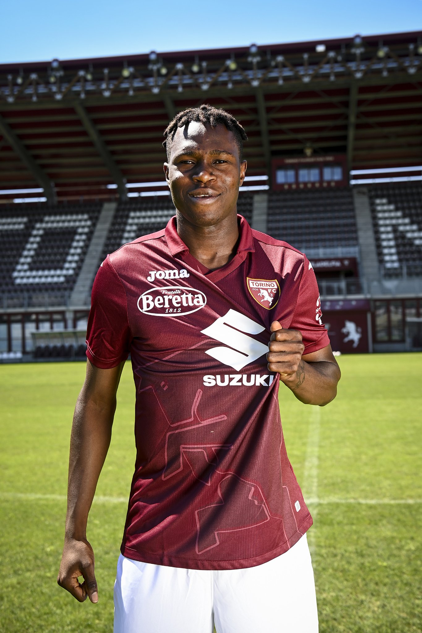 Nova terceira camisa do Torino FC 2022-2023 JOMA » MDF