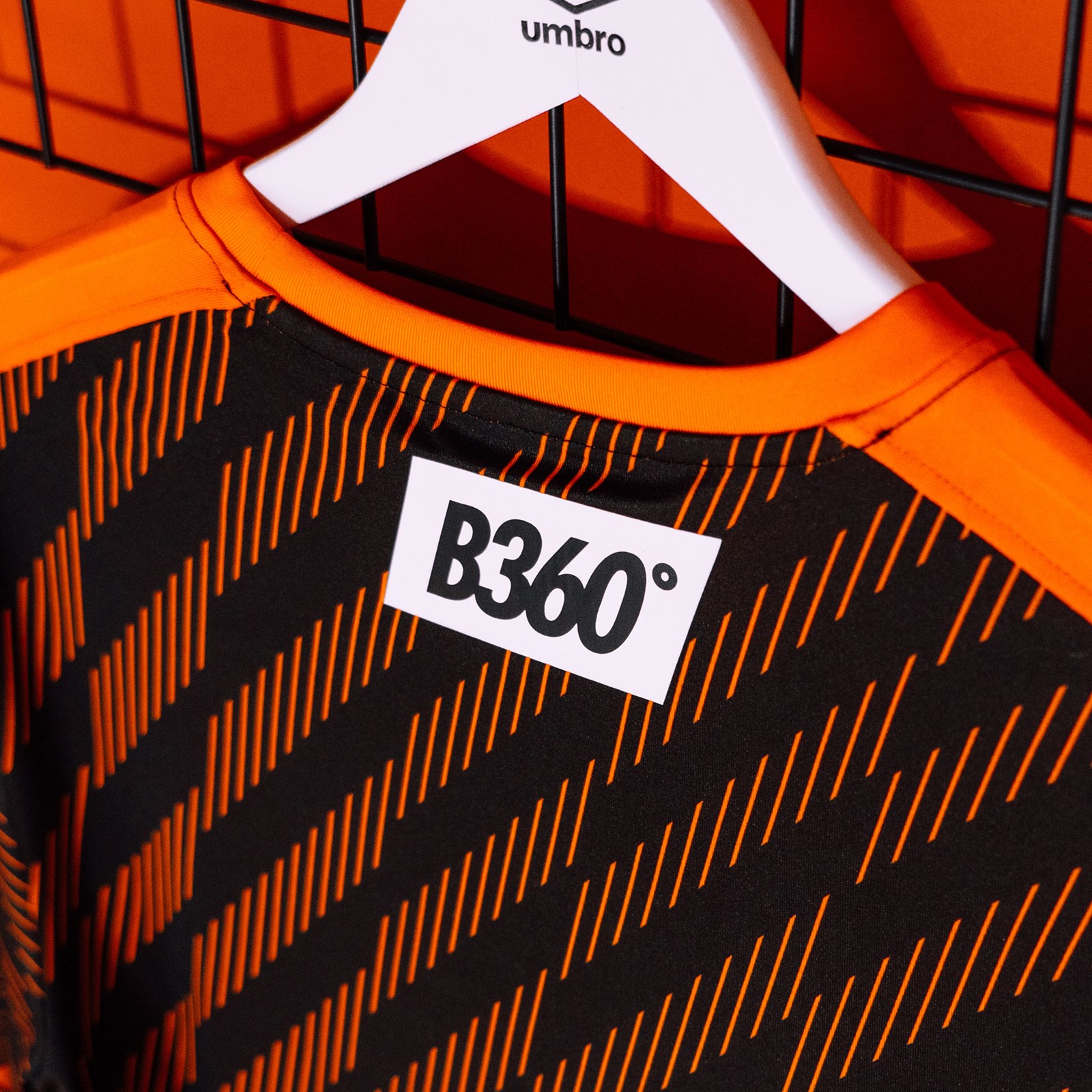 Umbro X B360 Esports 20/21 Jersey - Black / Orange