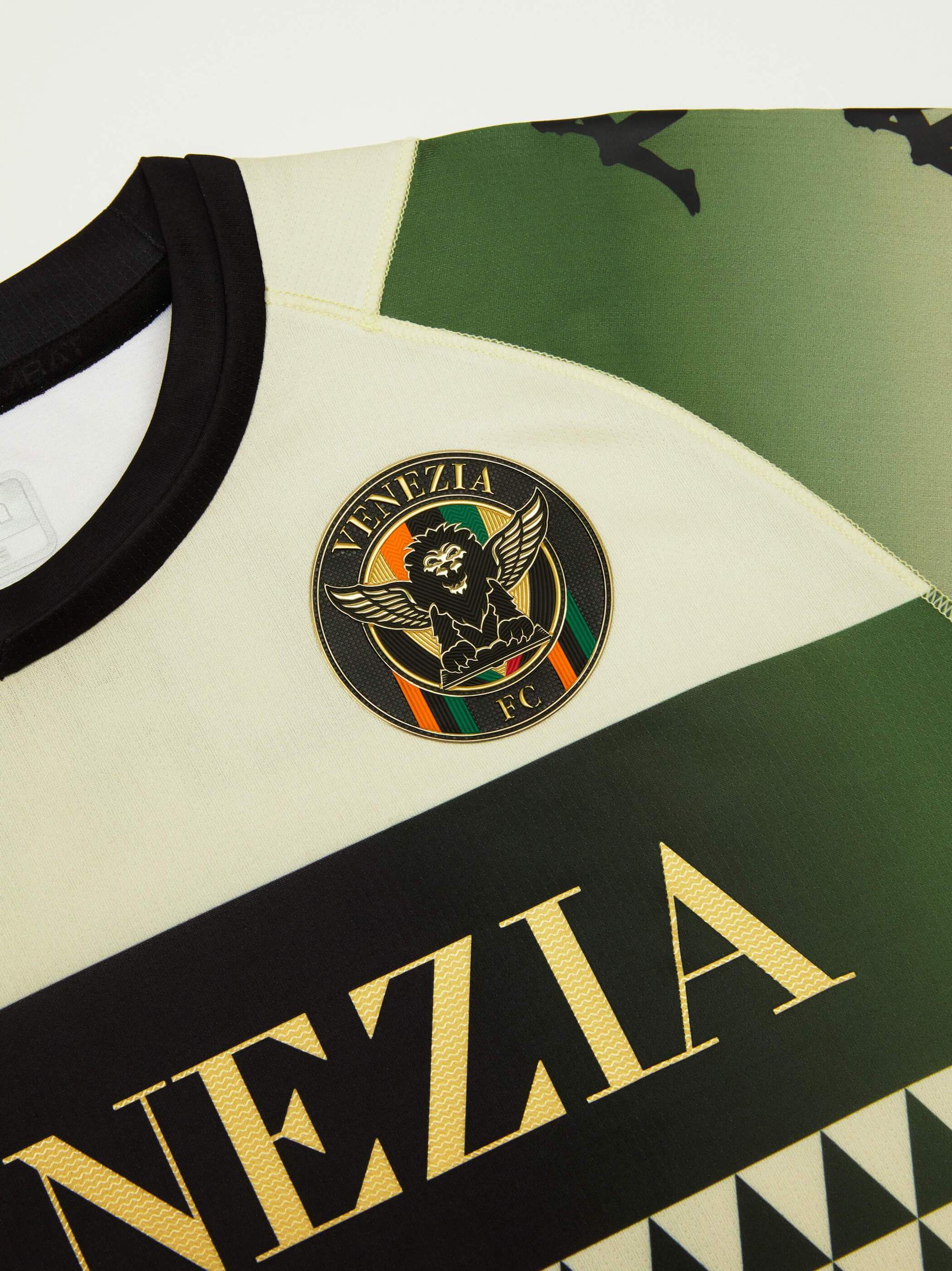 ウェア Venezia 2021-22 Kappa Away Kit Kappa Venezia FC 21/22 Away Jersey - Cream/Off White - Mens