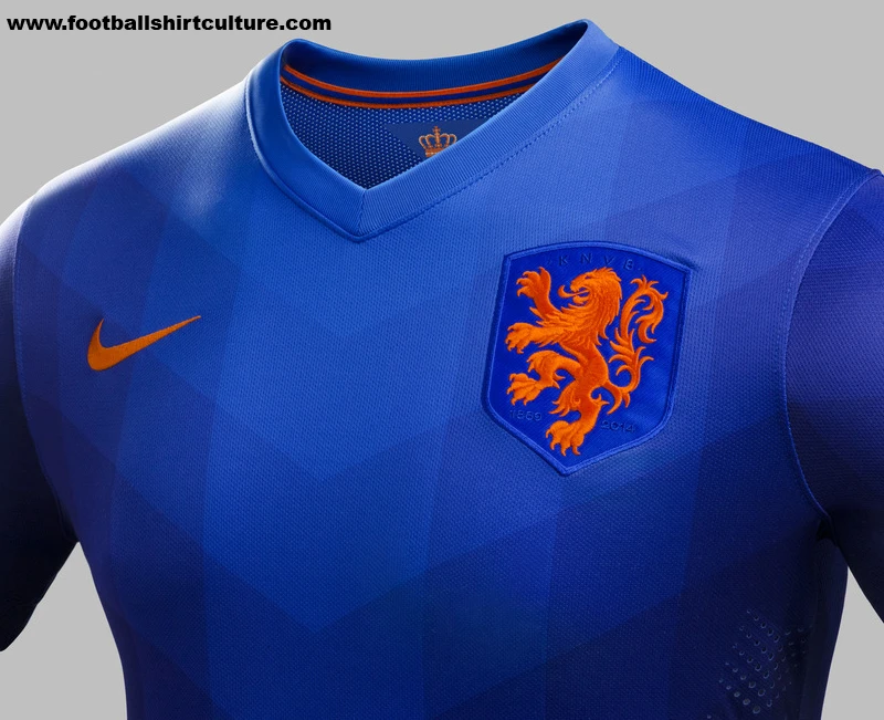 Holland2014AwayReal1