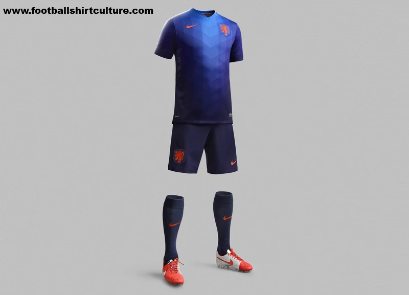 Holland2014AwayReal2