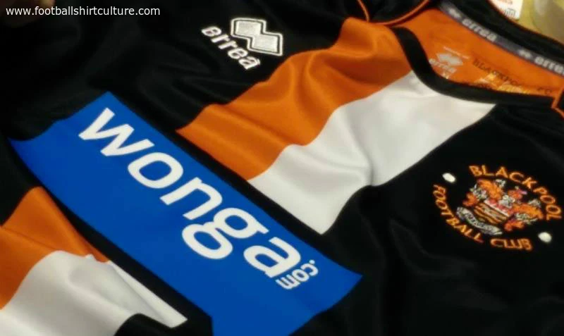 blackpool-2014-2015-errea-third-football-shirt-kit-b