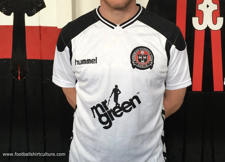 Bohemian 2018 Hummel Away Kit