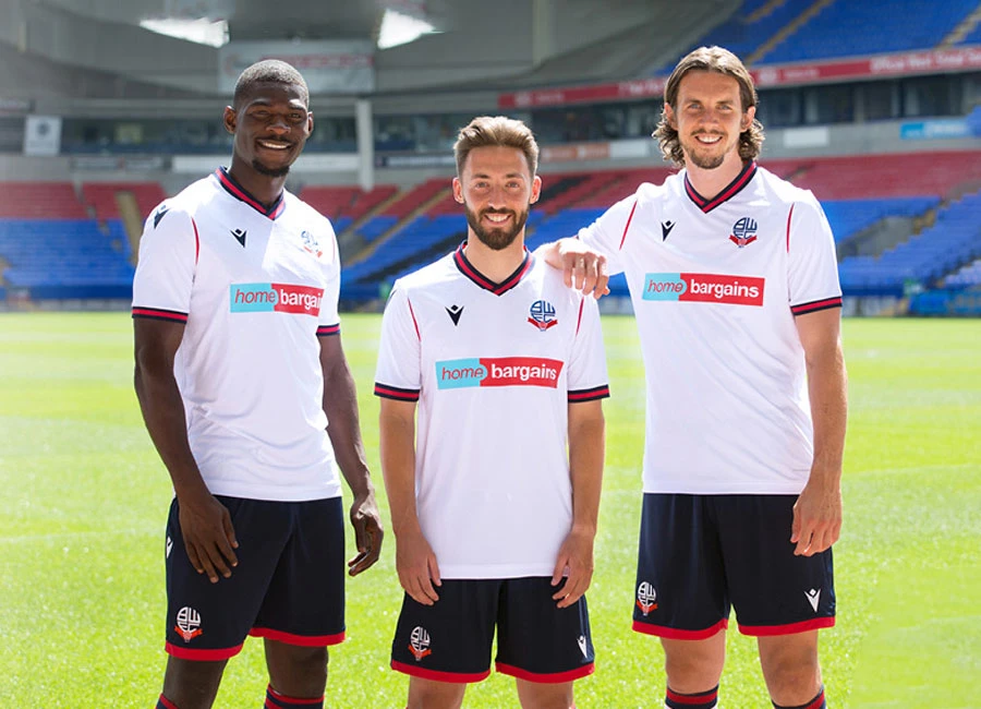 Bolton Wanderers 2021-22 Macron Home Kit #BoltonWanderers #bwfc #macronsports