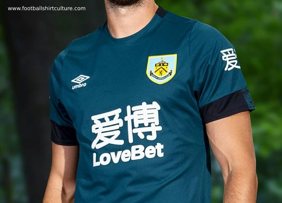 Burnley 2019-20 Umbro Third Kit #Burnleyfc #footballshirt #umbro