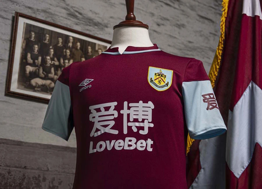 Burnley 2020-21 Umbro Home Kit #Burnley #Burnleyfc #100yearheroes #umbro
