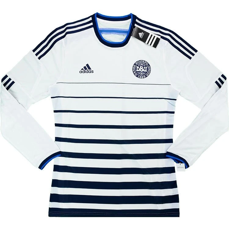 Denmark 2014 adidas Away Football Shirt