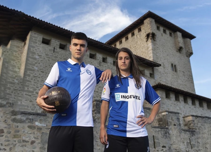 Deportivo Alavés 2021-22 Kelme Home Kit #DeportivoAlavés #kelme #IrabaziArte #GoazenGlorioso