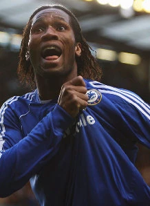 Chelsea player Didier Drogba has been buying dozens of his own football shirts to increase the club shop's sales and persuade team-mates of his popularity with fans. 