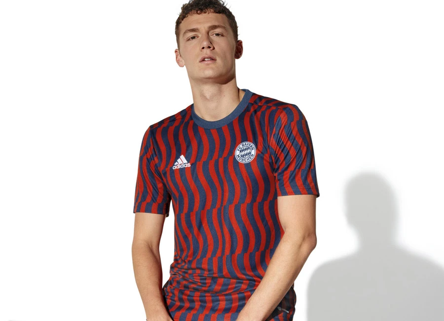 FC Bayern 21/22 Pre-Match Jersey - Crew Navy / Scarlet