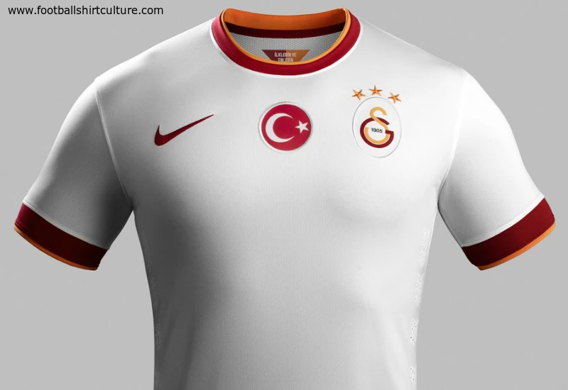 Galatasaray 14/15 Nike Away football Shirt