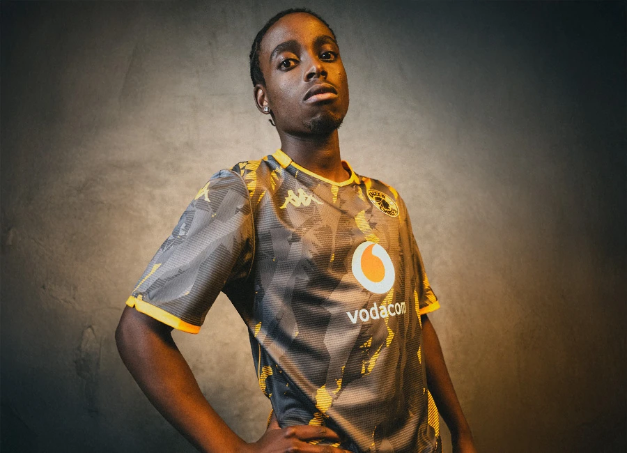 Kaizer Chiefs 25/26 Kappa Away Kit