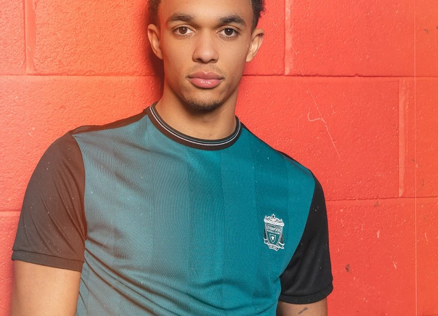 Liverpool release 90s collection