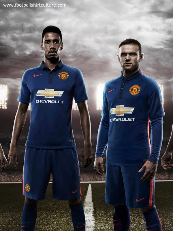 manchester-united-2014-2015-nike-third-football-shirt-kit-g