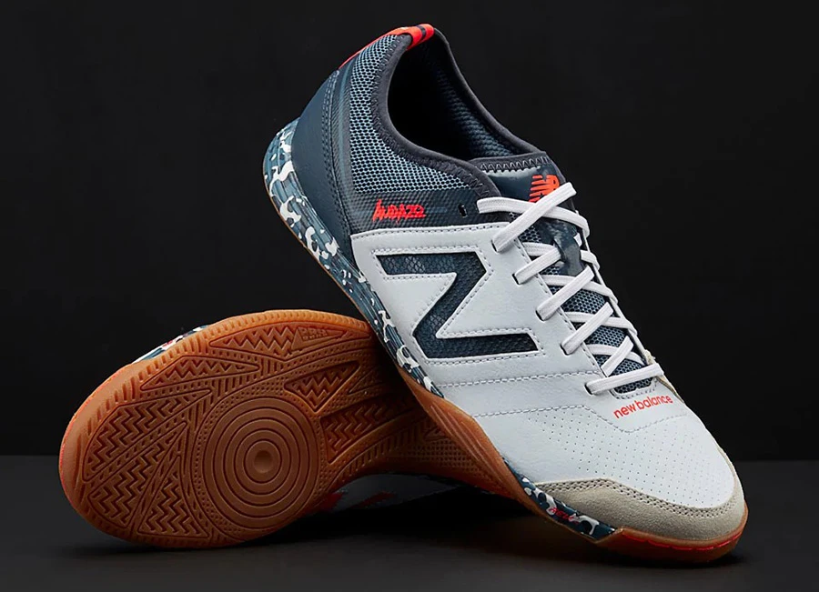 New Balance Audazo V3 Pro IN - White / Light Petrol