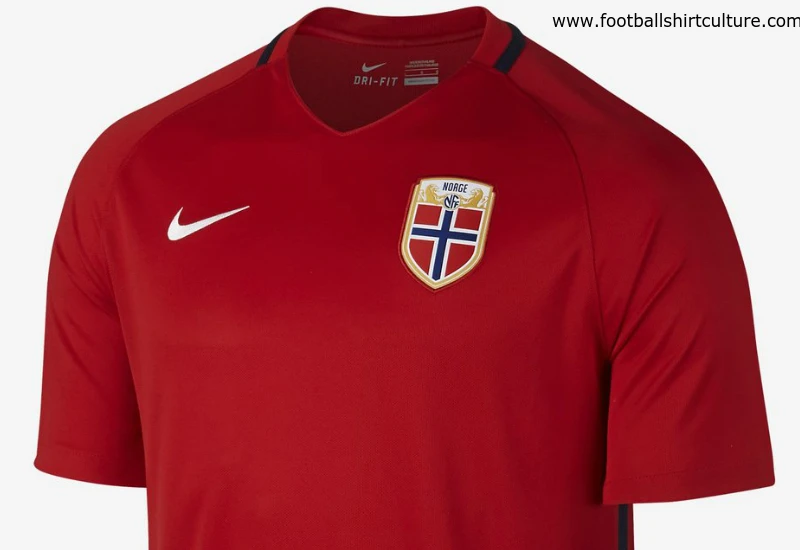 Norway 2016 Nike Home Football Shirt