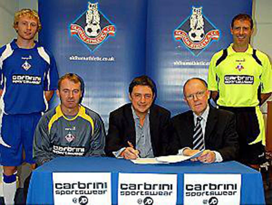 Oldham Athletic announce JD Sports Carbrini sponsor deal